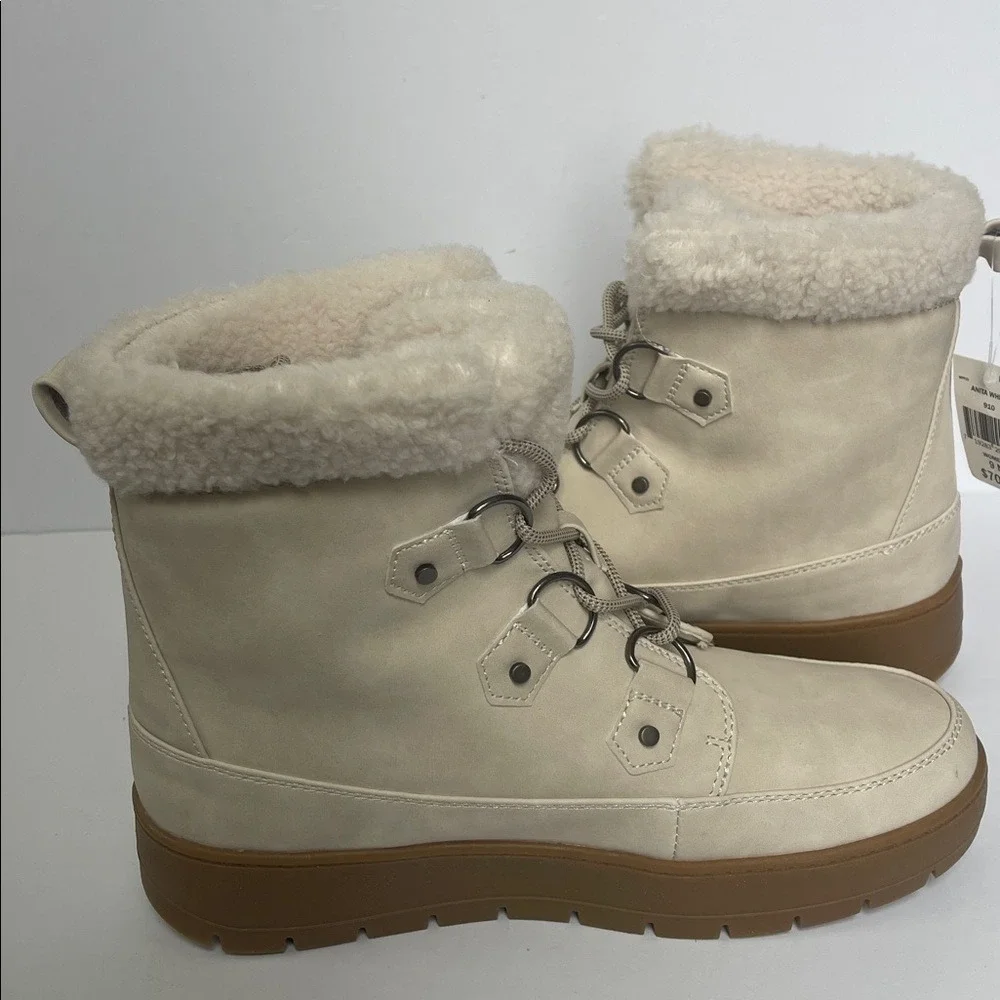 Falls Creek Anita‎ Cream Faux Fur Lined Lace-Up Winter Boots 9 NWT